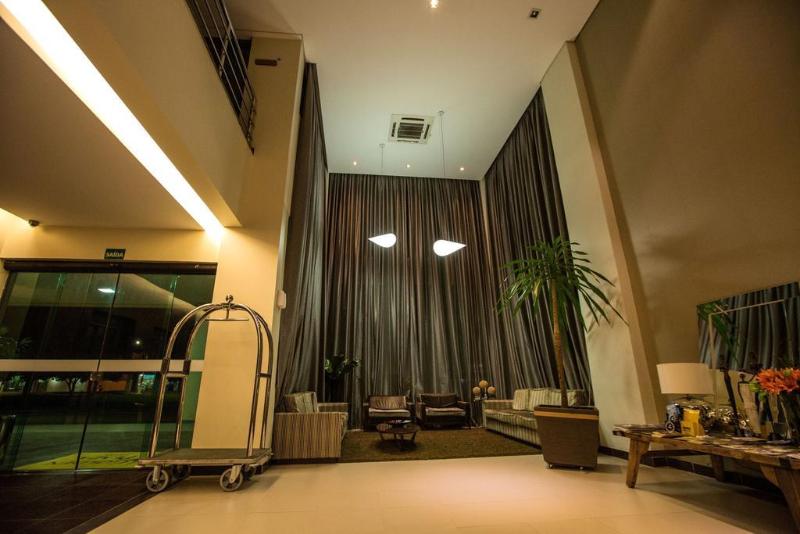 Отель Golden Plaza