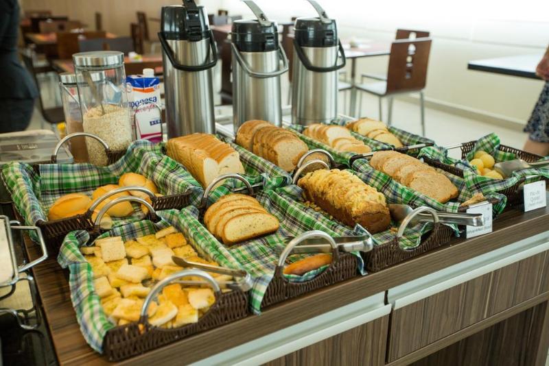 Отель Golden Plaza