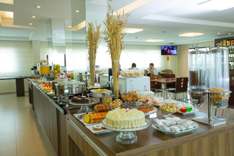 Отель Golden Plaza