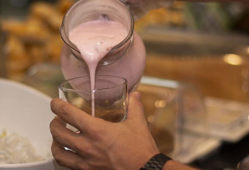 Отель Golden Plaza