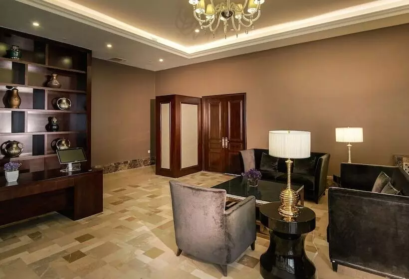 בית מלון כפרי Intercontinental Resort Lhasa Paradise By Ihg