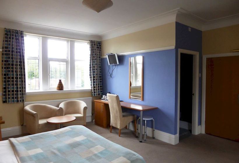 فندق The Old Station House