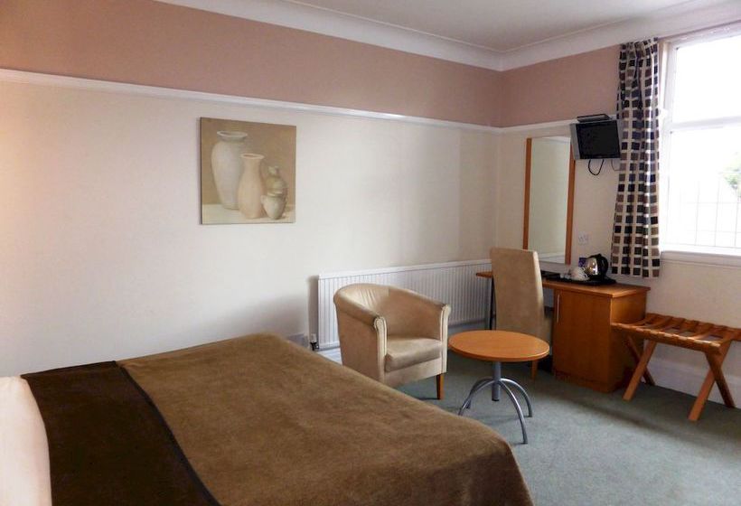 فندق The Old Station House