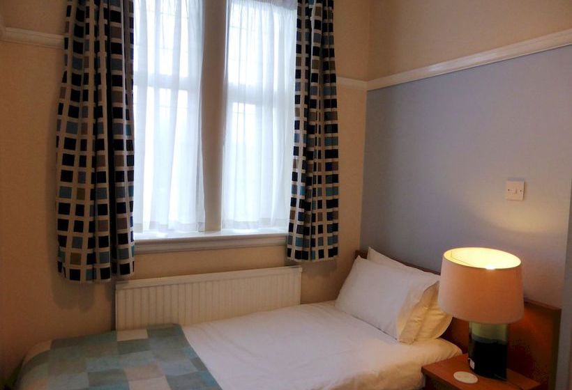 فندق The Old Station House