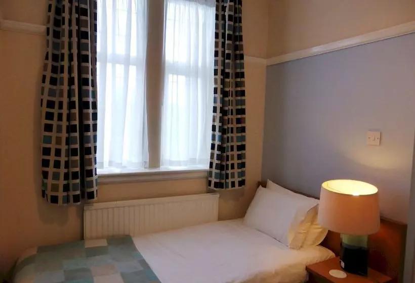 酒店 The Old Station House