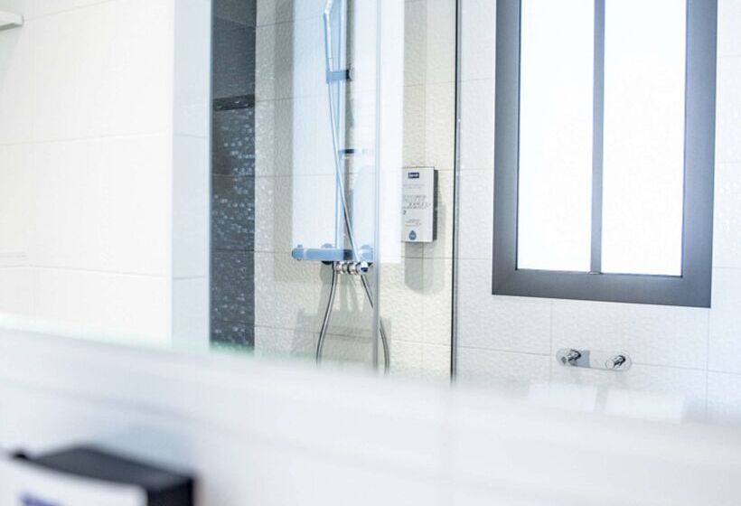 هتل Kyriad Prestige Saintmalo