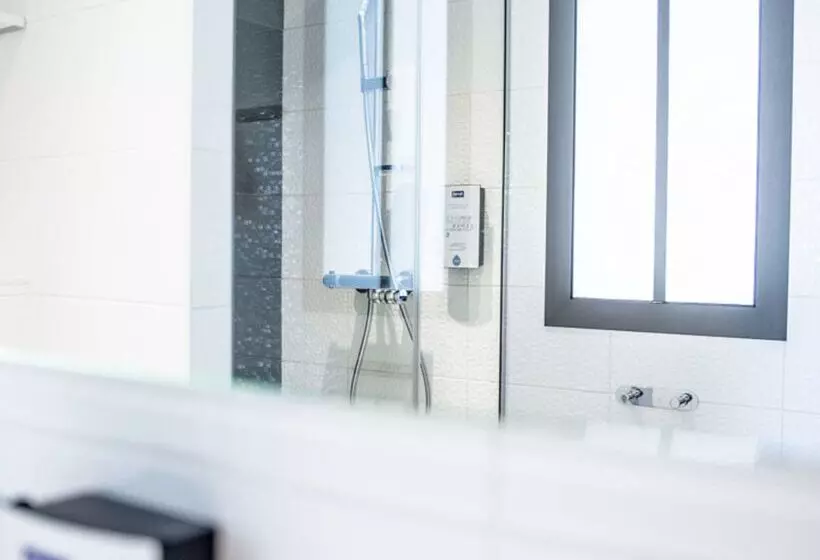 هتل Kyriad Prestige Saintmalo