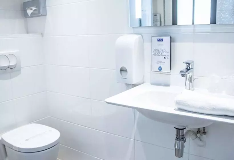 هتل Kyriad Prestige Saintmalo