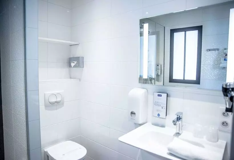 هتل Kyriad Prestige Saintmalo