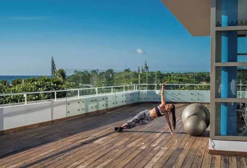 هتل Paradise Beach Resort & Dive Center