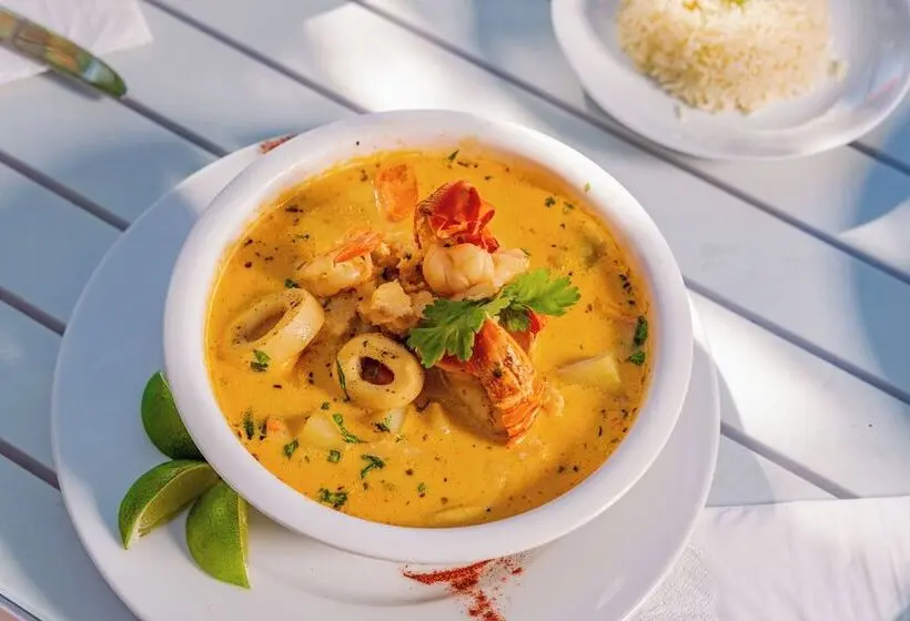 هتل Paradise Beach Resort & Dive Center