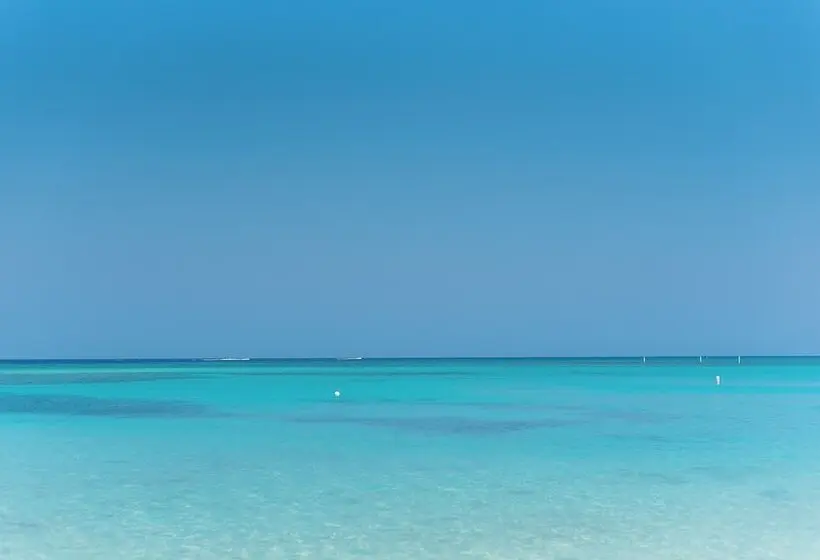 هتل Paradise Beach Resort & Dive Center