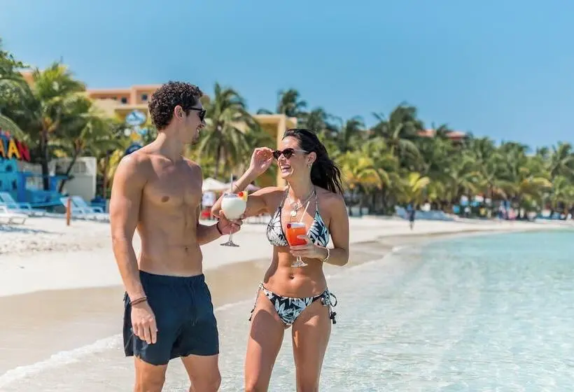 هتل Paradise Beach Resort & Dive Center