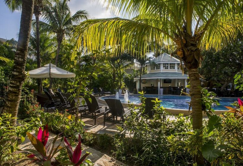 Paradise Beach Hotel & Resort