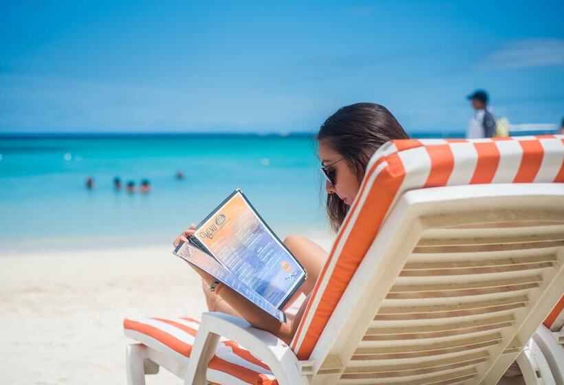 Paradise Beach Hotel & Resort