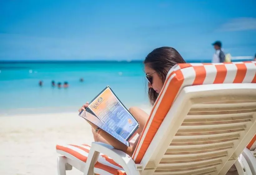 Paradise Beach Hotel & Resort