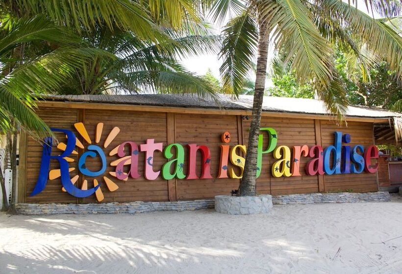 Paradise Beach Hotel & Resort