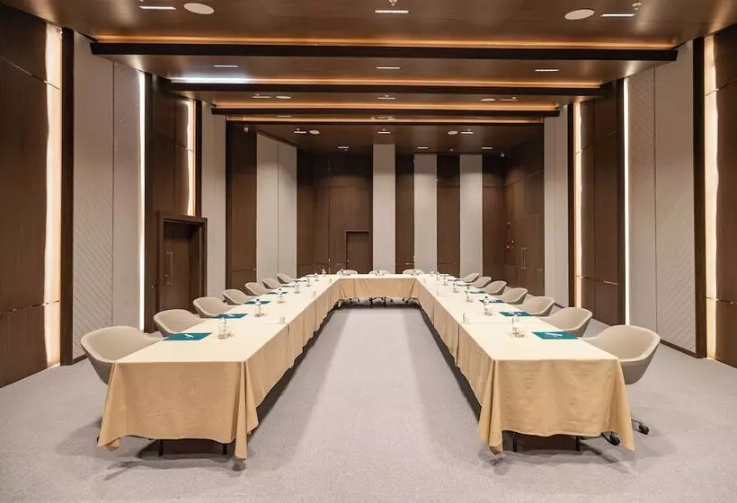 Hotel Qlusive - Adults Only+12