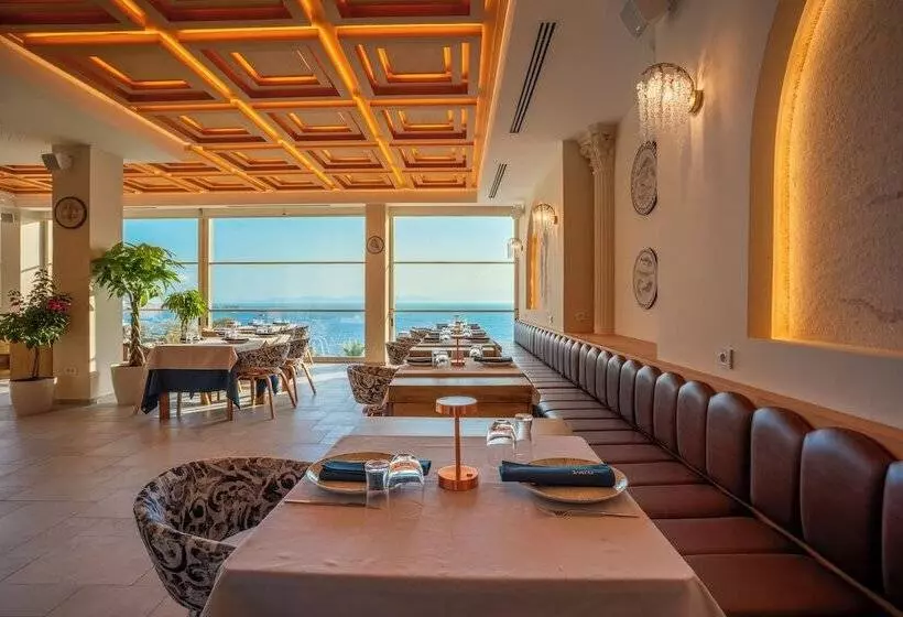 Hotel Qlusive - Adults Only+12