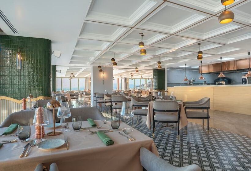 فندق Qlusive - Adults Only+12