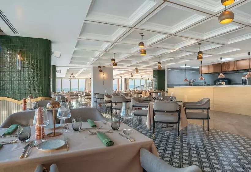 Hotel Qlusive - Adults Only+12