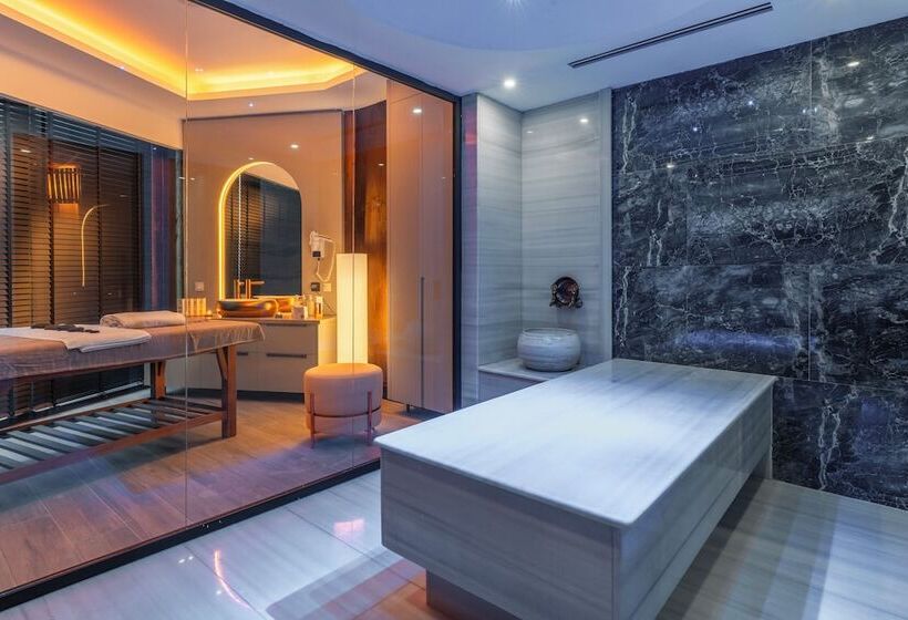 فندق Qlusive - Adults Only+12