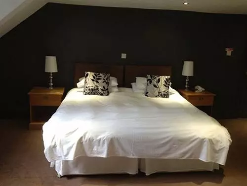 فندق The Sir William Fox