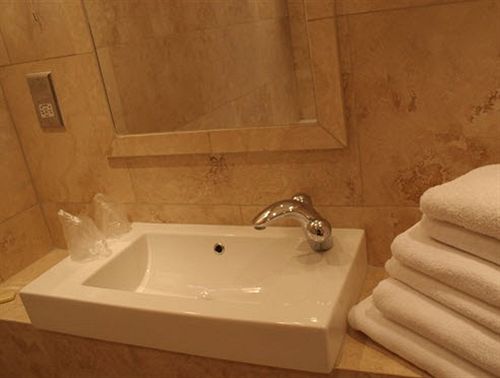 호텔 The Sir William Fox