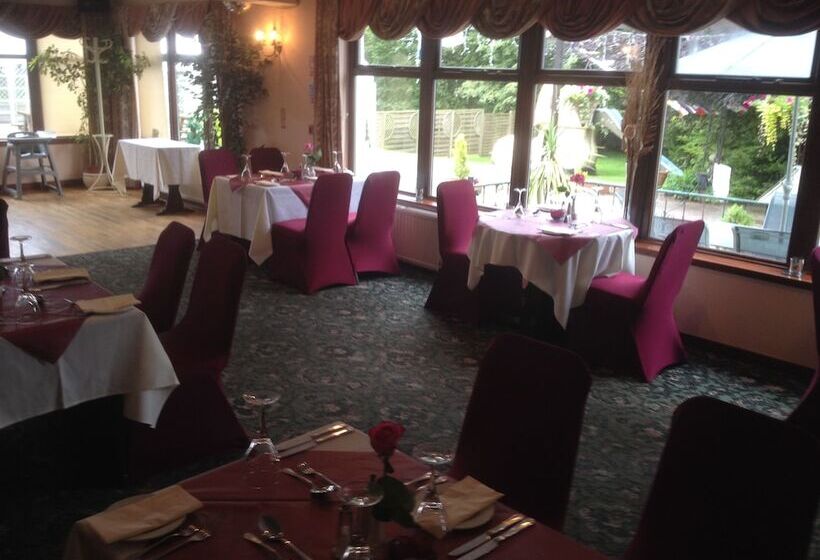 فندق The Manor Country House