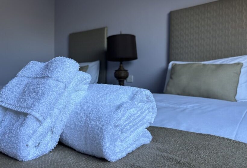 호텔 The Old Red Lion Inn