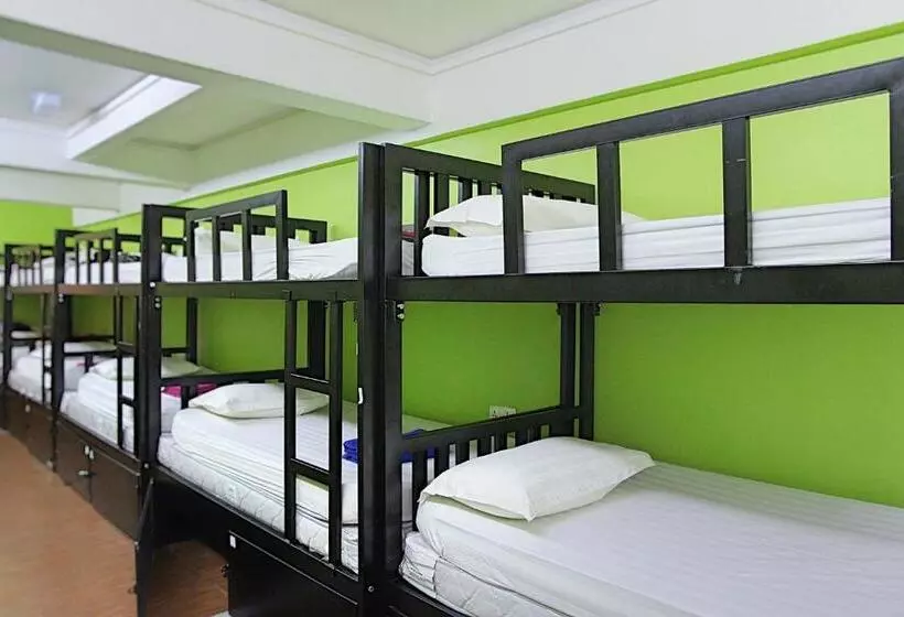 هتل Travel Hub Guesthouse