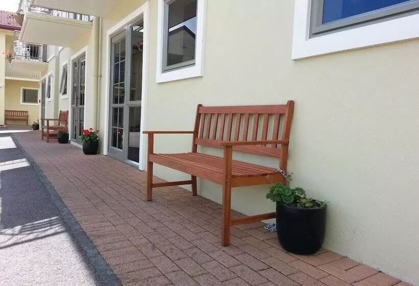 Motel New Castle Motor Lodge