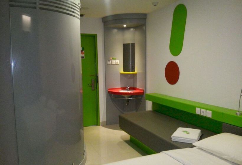 فندق Urban Styles Hitz Kuta