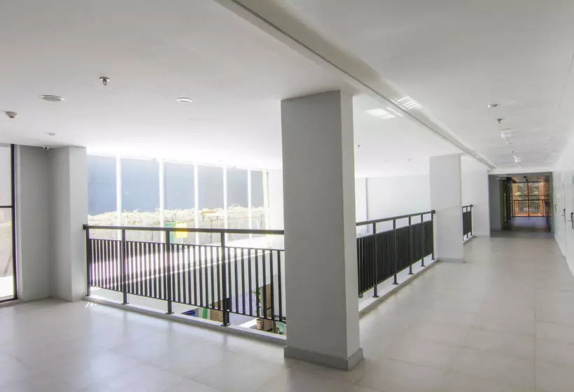 酒店 Urban Styles Hitz Kuta