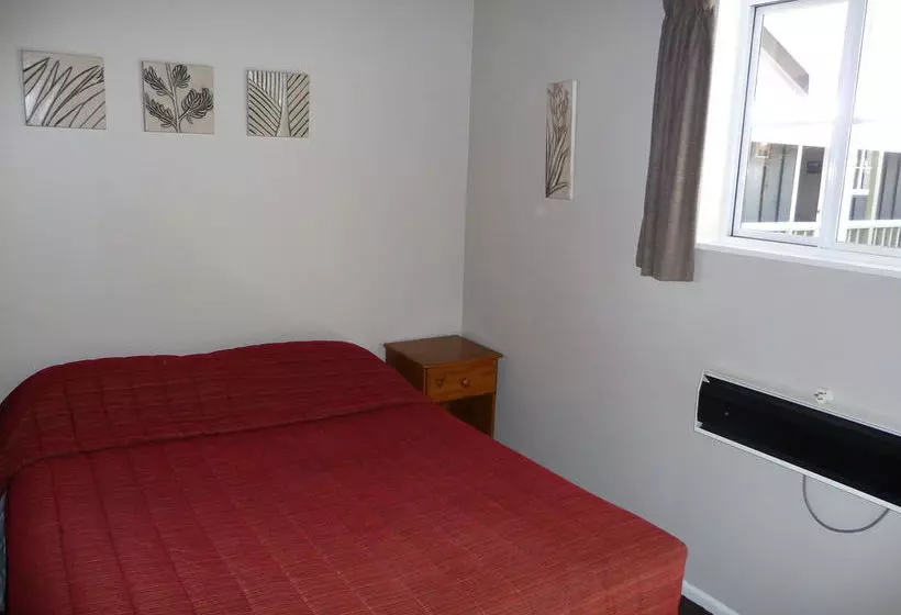 모텔 Sportsmans Lodge