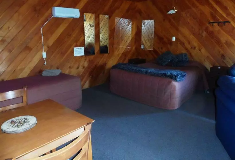 모텔 Sportsmans Lodge