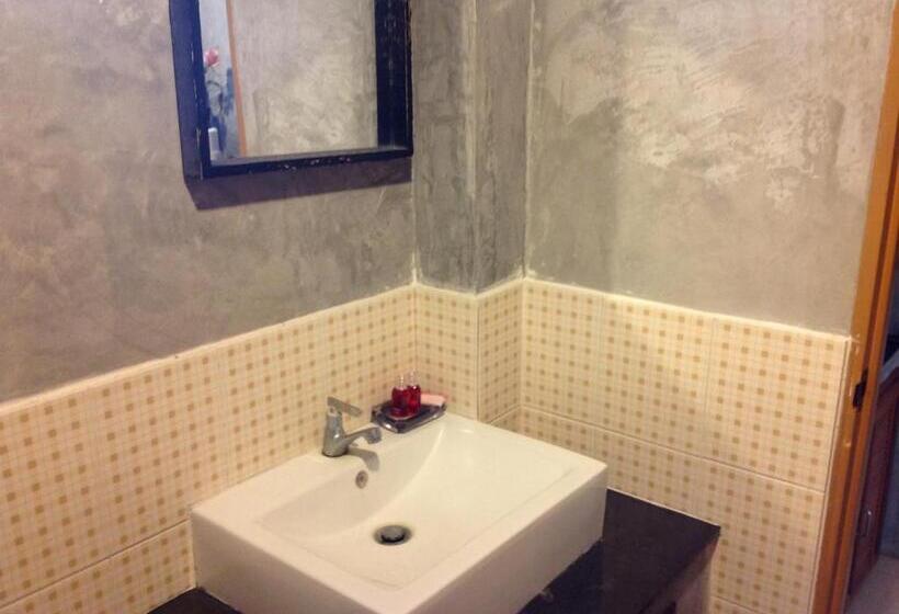 צימר Waikiki Beach Garden Resort