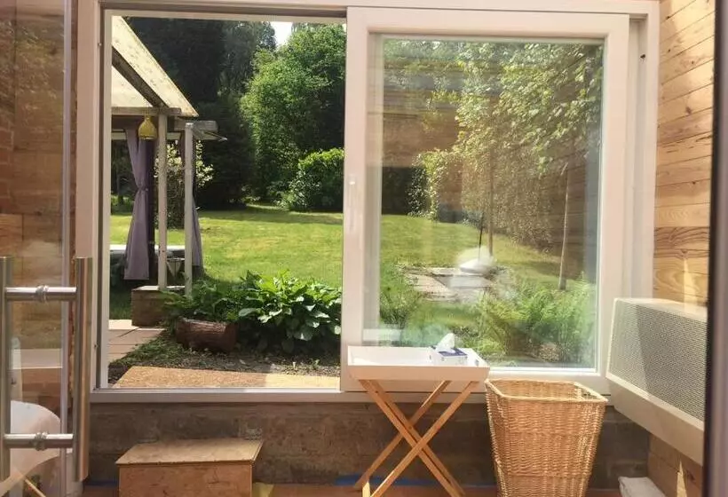 ベッドアンドブレックファースト The Little Paradise Naturist Only!