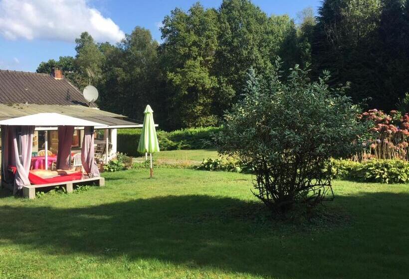 ベッドアンドブレックファースト The Little Paradise Naturist Only!