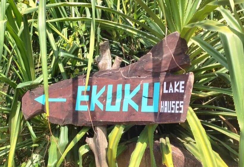 Отель Ekuku Lake Houses