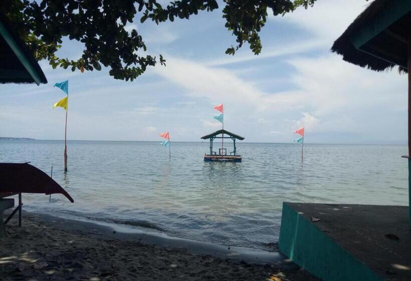 فندق Smallfry S Beach Resort