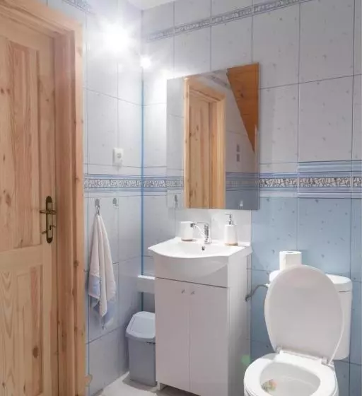 Majatalo Ubytovanie Adina Poltár