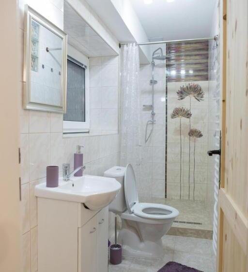 펜션 Ubytovanie Adina Poltár