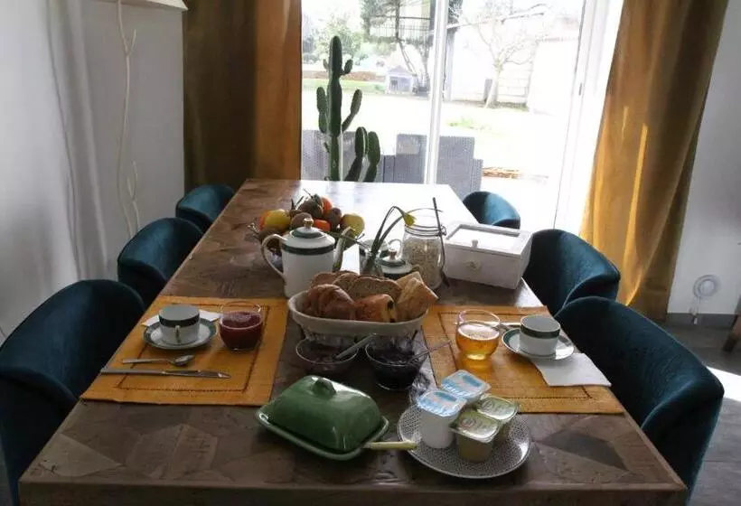 B&b Insolite Entre Lyon Et Aéroport