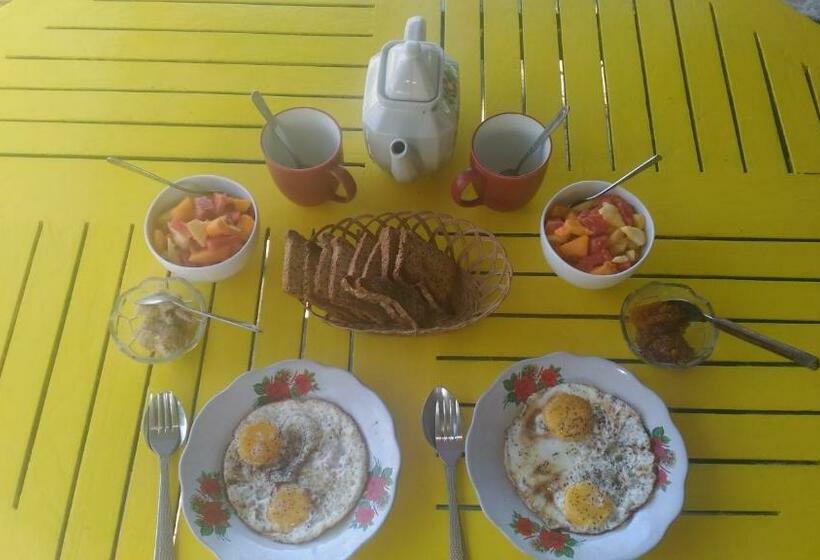 مبيت وإفطار 4 Pohon   Les 4 Arbres