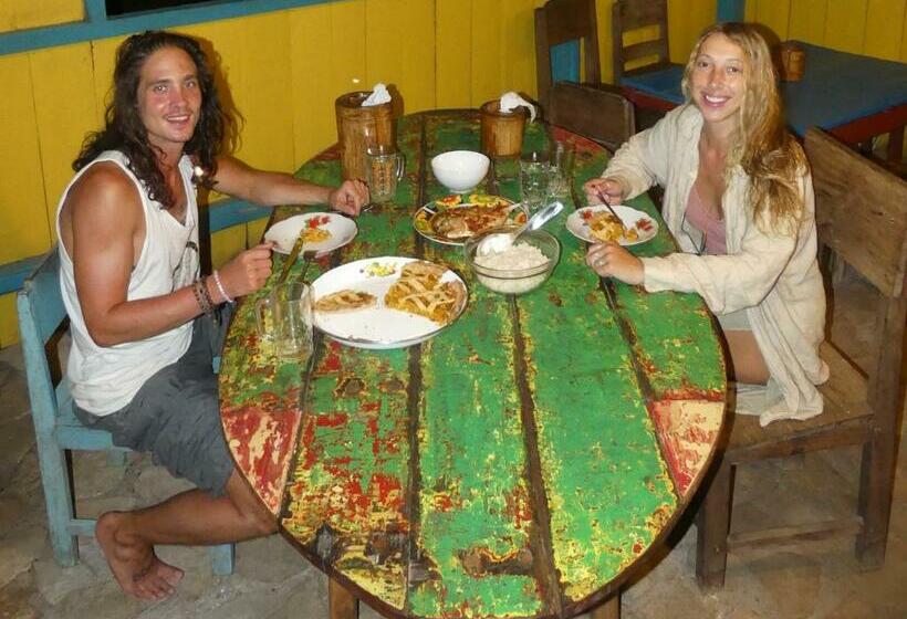 مبيت وإفطار 4 Pohon   Les 4 Arbres