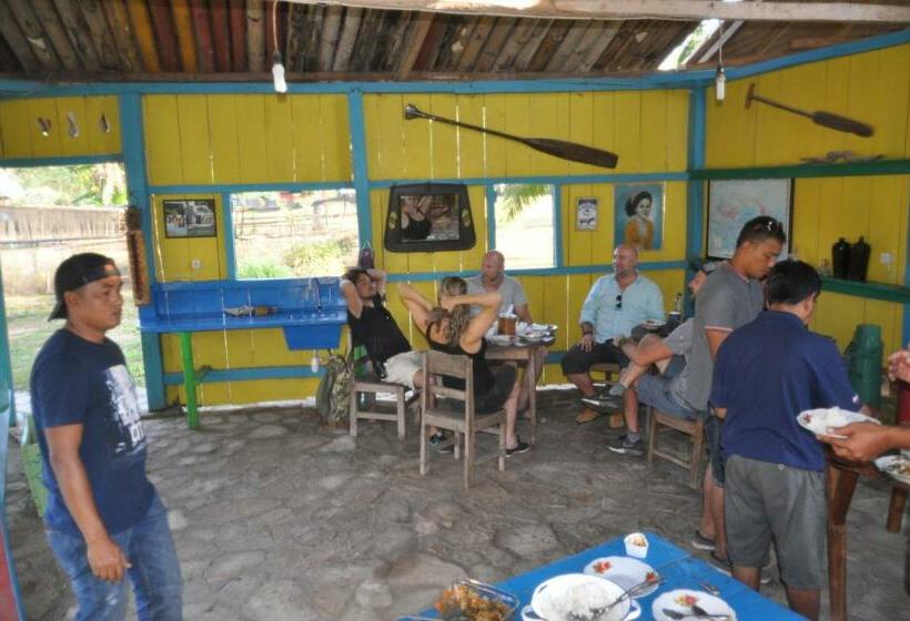 مبيت وإفطار 4 Pohon   Les 4 Arbres