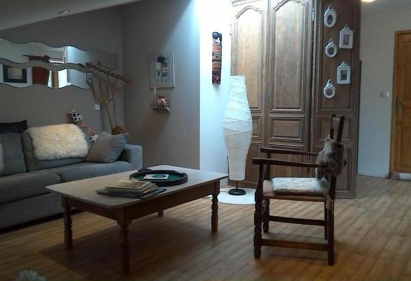 تختخواب و صبحانه Chambre D Hôtes De Marie