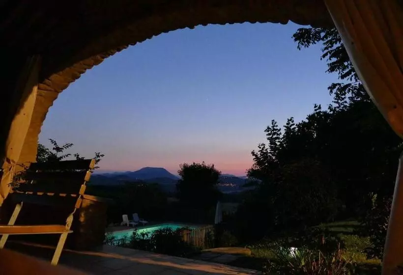 Aamiaismajoitus (B&B) Chambre D Hôtes Le Jas Des Sagnières