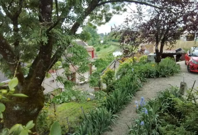 ベッドアンドブレックファースト Chambres D Hôtes Châtres Sur Cher